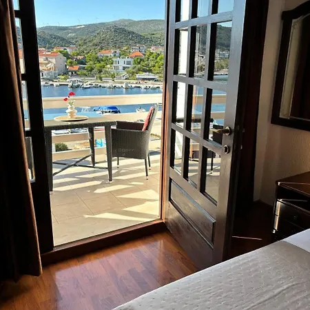Guest house Samac 3*