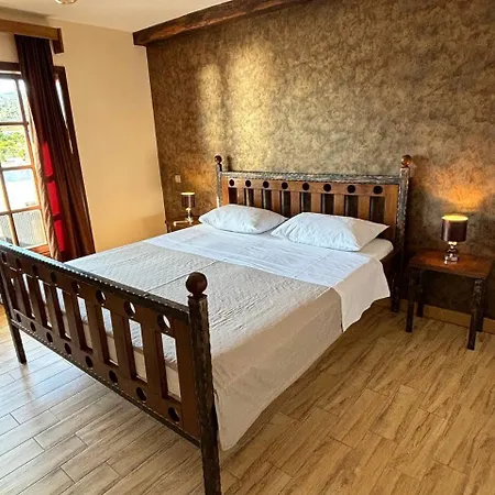 Guest house Samac Seget Vranjica