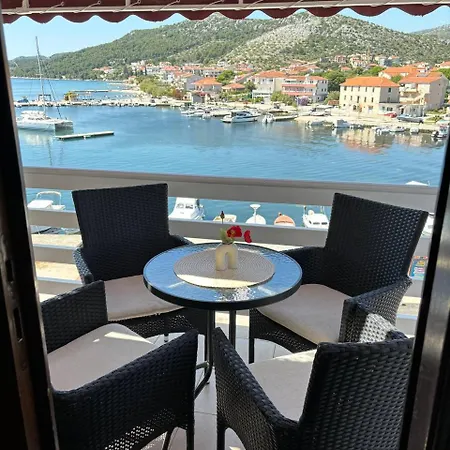 Samac Guest house 3*
