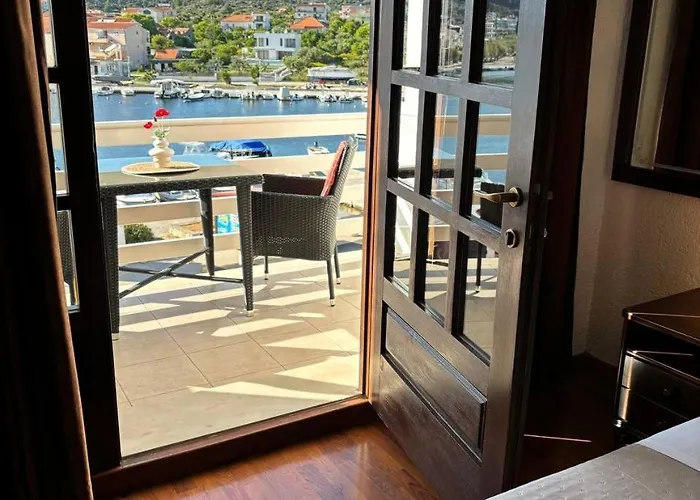 Affittacamere Samac 3*