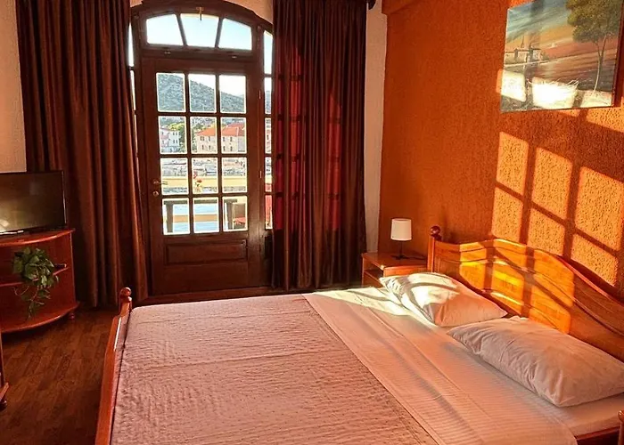 Affittacamere Samac 3*